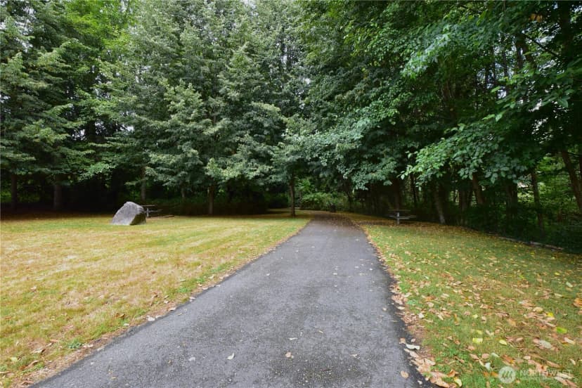 Property photo for 7405 Oxford Drive, Arlington photo 32