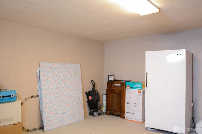 Property photo for 310 W 9th Avenue, Ritzville photo 26