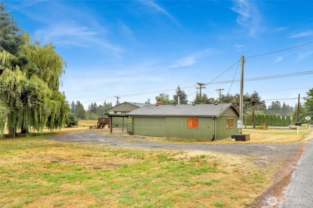 Property photo for 4516 Lincoln Road, Blaine photo 4