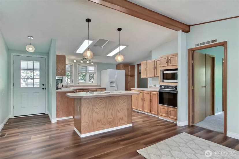 Property photo for 14736 Cedarwood Drive Se, Tenino photo 3