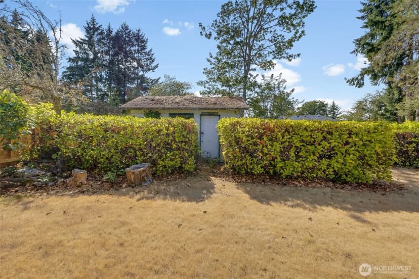 Property photo for 8906 Lenox Avenue Sw, Lakewood photo 21