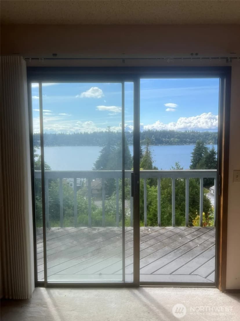 Property photo for 13461 64th Place Ne, Kirkland photo 10