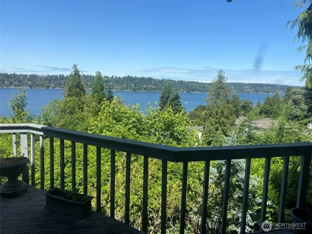 Property photo for 13461 64th Place Ne, Kirkland photo 2