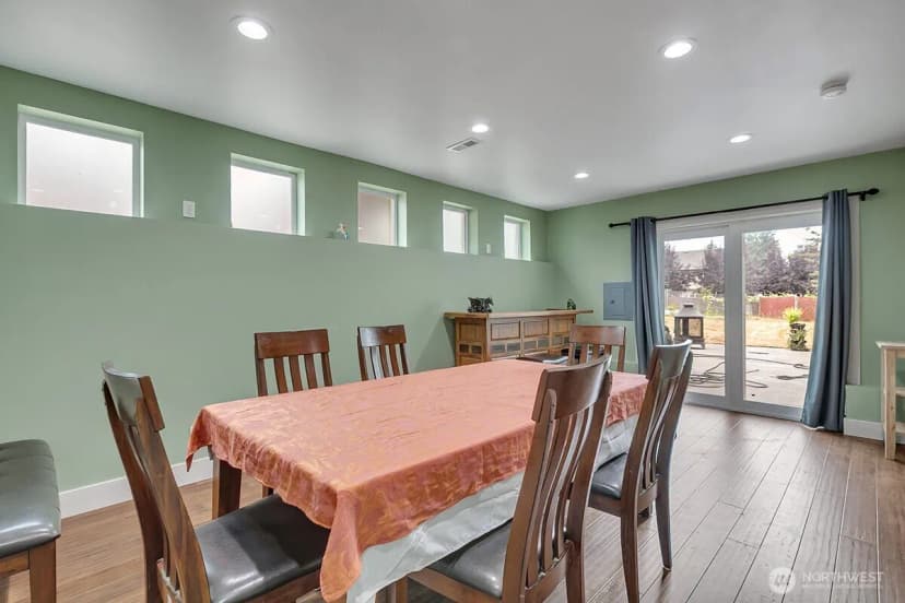 Property photo for 3604 72nd Avenue Ct W, University Place photo 8