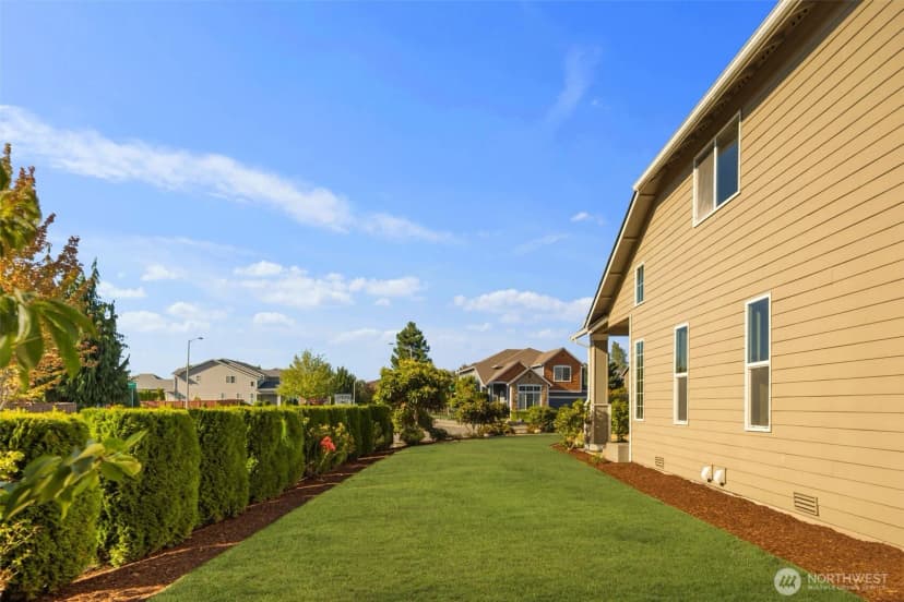 Property photo for 6203 Ne 4th Circle, Renton photo 39