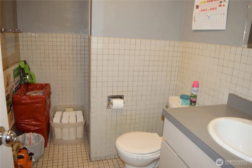 Property photo for 5200 Rainier Avenue S, Seattle photo 15