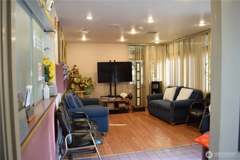 Property photo for 5200 Rainier Avenue S, Seattle photo 5