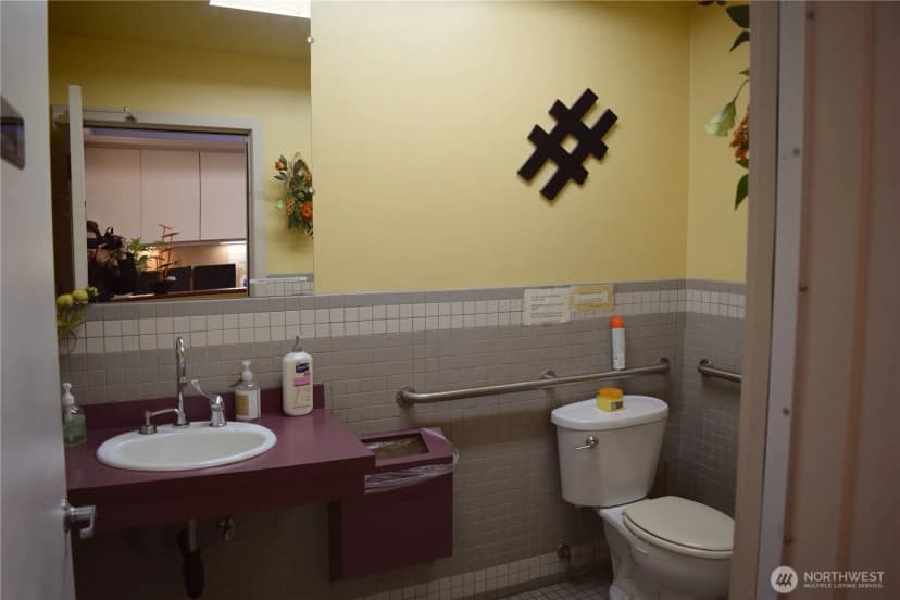 Property photo for 5200 Rainier Avenue S, Seattle photo 12