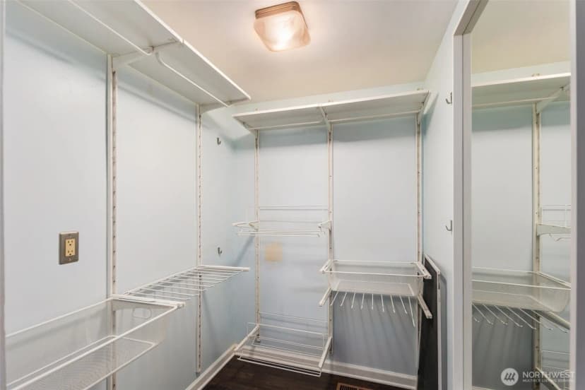 Property photo for 335 N 103rd Street, Seattle photo 18
