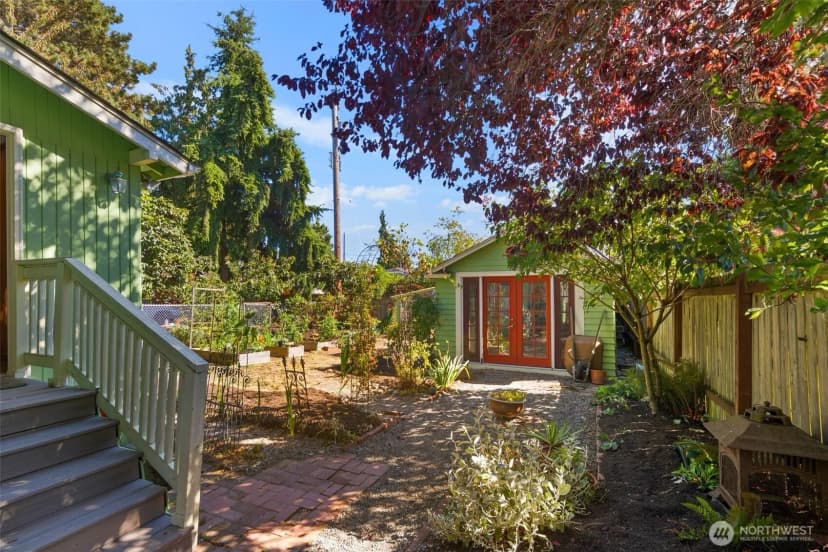 Property photo for 335 N 103rd Street, Seattle photo 21