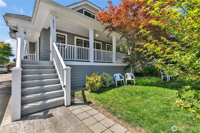 Property photo for 3829 Burke Avenue N, Seattle photo 33