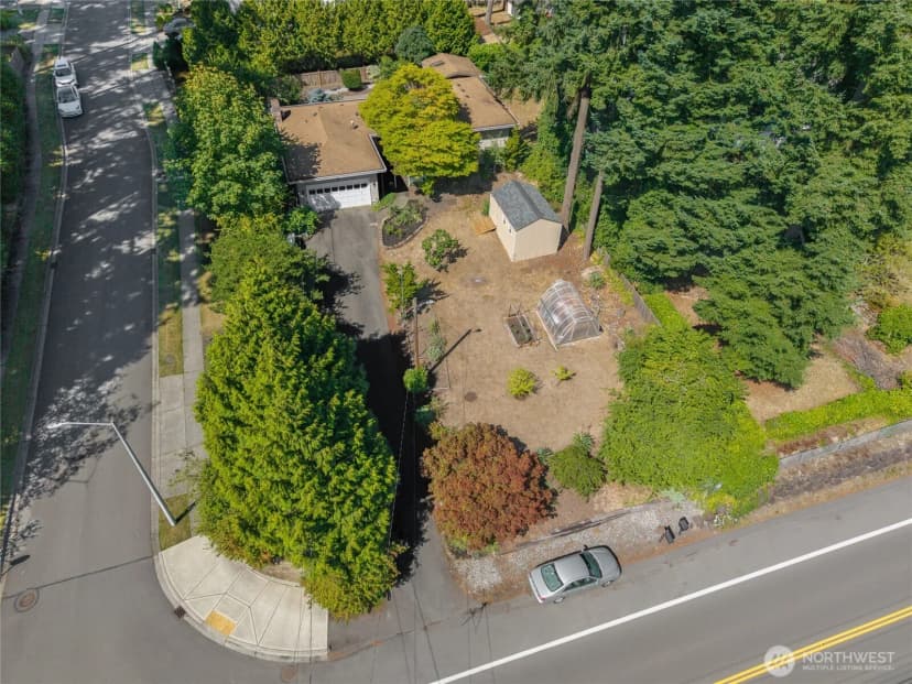 Property photo for 15212 Cascadian Way, Lynnwood photo 35