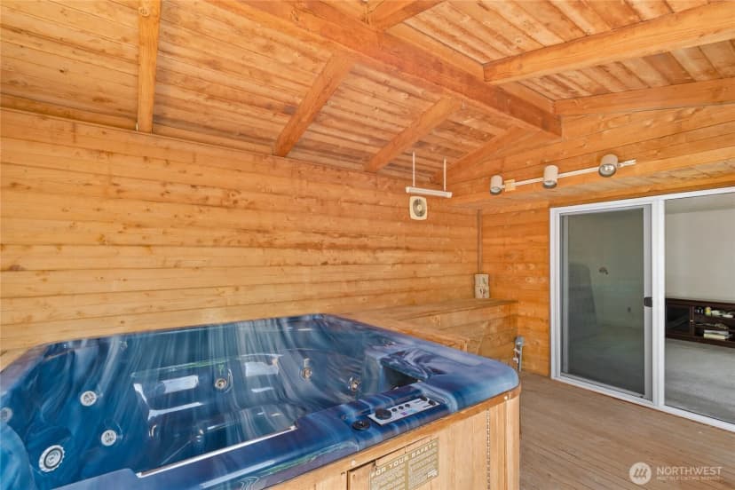 Property photo for 15212 Cascadian Way, Lynnwood photo 21