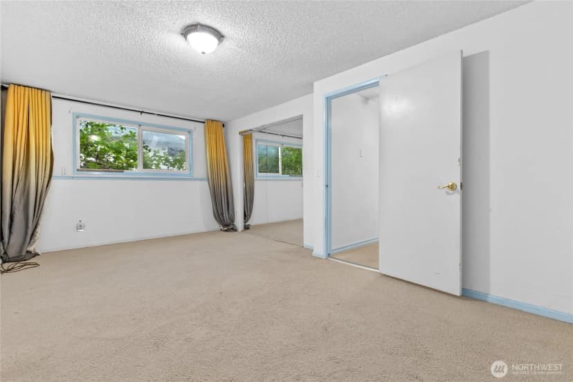 Property photo for 15212 Cascadian Way, Lynnwood photo 25