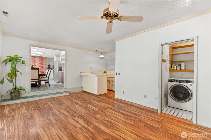 Property photo for 15212 Cascadian Way, Lynnwood photo 5