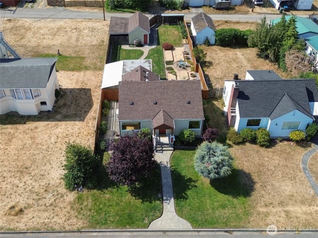 Property photo for 1124 E 4th Street, Port Angeles photo 4