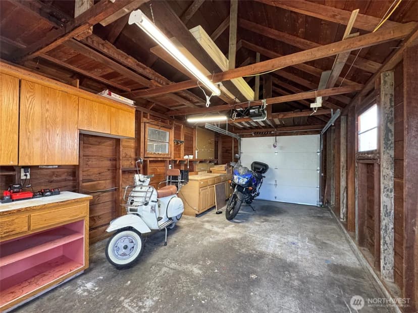 Property photo for 1124 E 4th Street, Port Angeles photo 38