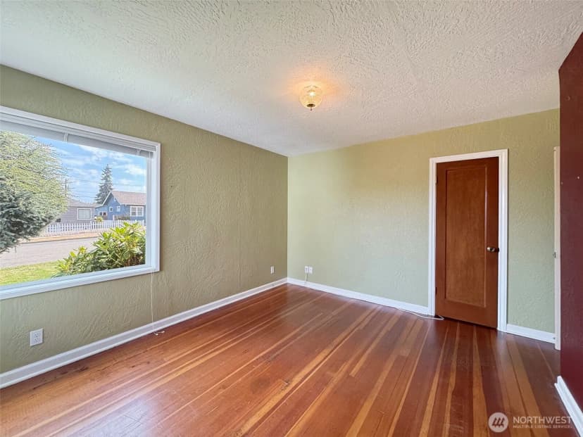 Property photo for 1124 E 4th Street, Port Angeles photo 17