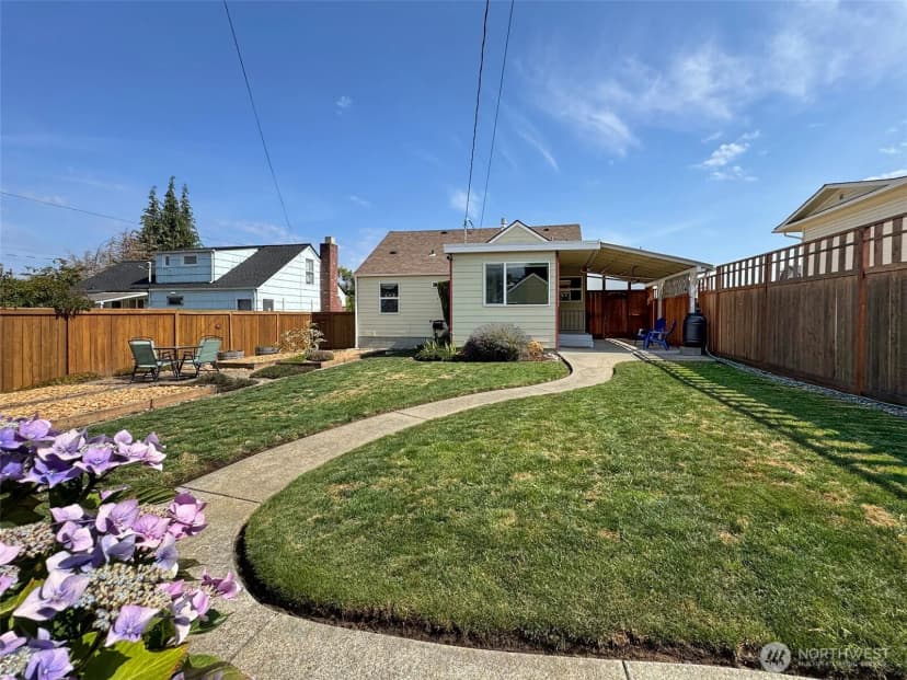 Property photo for 1124 E 4th Street, Port Angeles photo 27