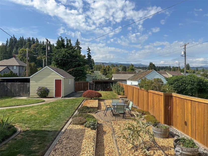 Property photo for 1124 E 4th Street, Port Angeles photo 31