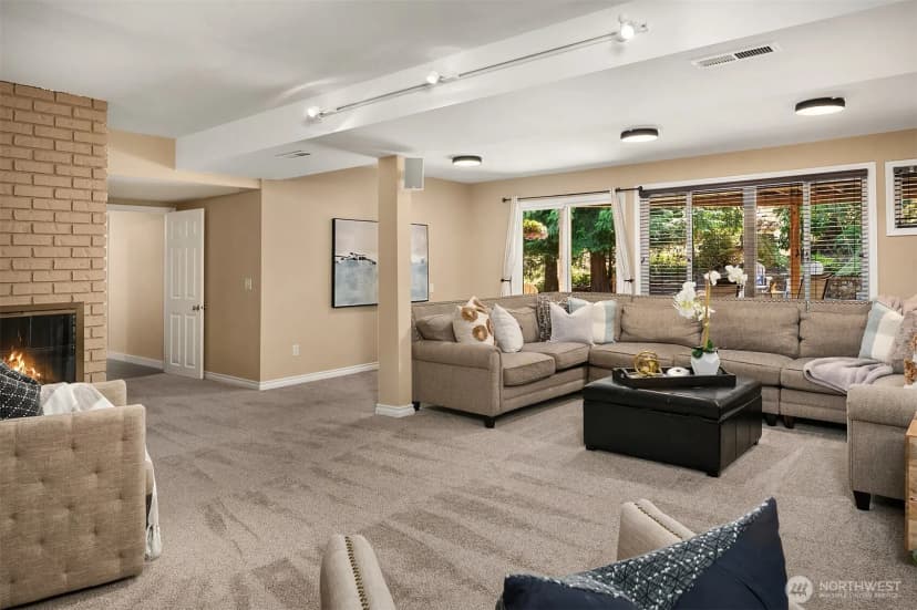 Property photo for 15815 Se 43rd Place, Bellevue photo 27