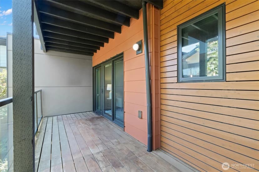 Property photo for 1723 9th Place Ne, Issaquah photo 32