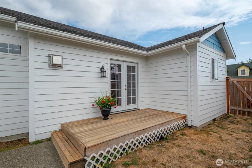Property photo for 785 Sw Puffin Street, Oak Harbor photo 27