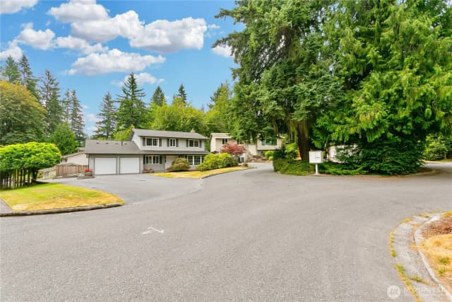 Property photo for 6609 141st Place Ne, Redmond photo 5