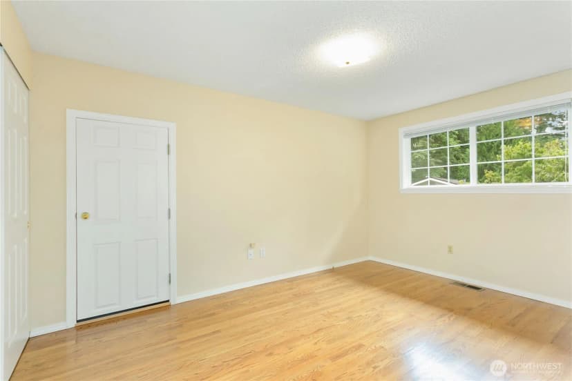 Property photo for 6609 141st Place Ne, Redmond photo 39