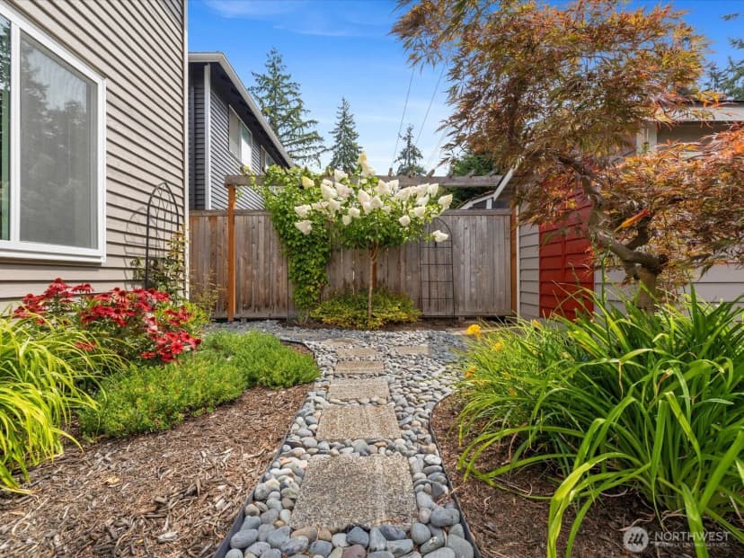 Property photo for 9906 242nd Place Sw, Edmonds photo 25
