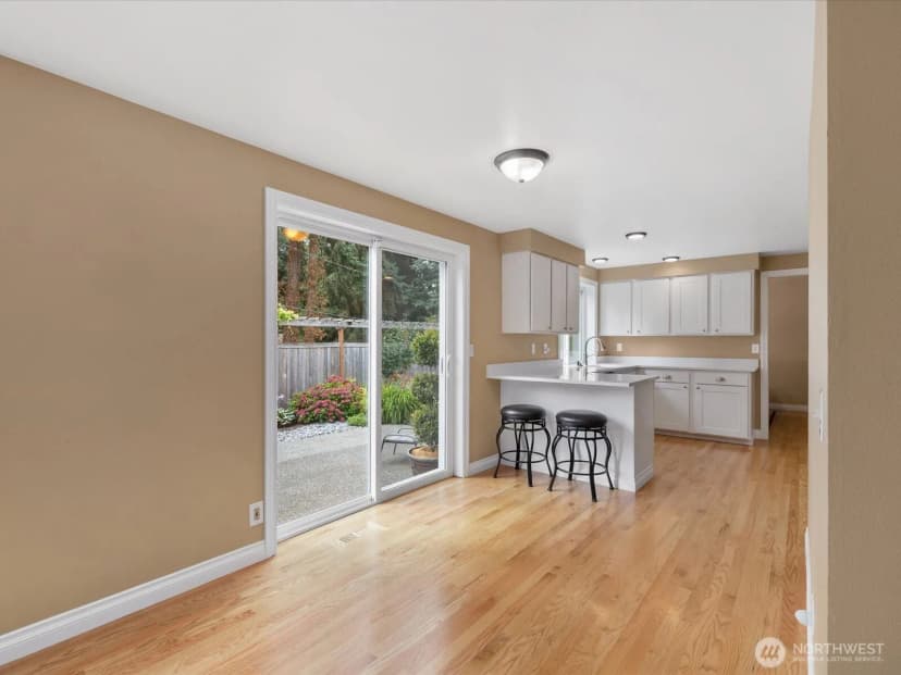 Property photo for 9906 242nd Place Sw, Edmonds photo 7