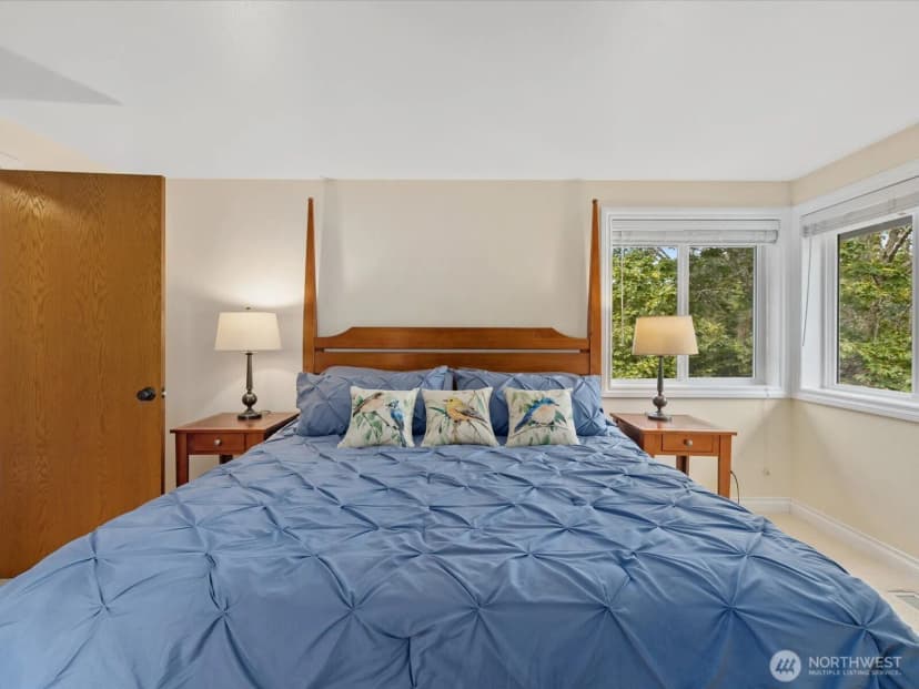 Property photo for 9906 242nd Place Sw, Edmonds photo 17
