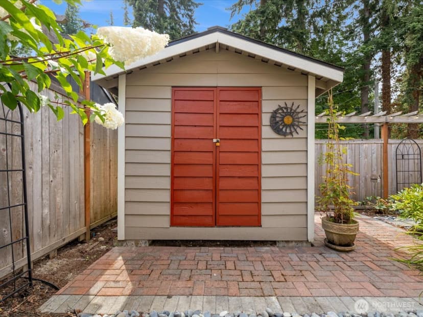 Property photo for 9906 242nd Place Sw, Edmonds photo 26