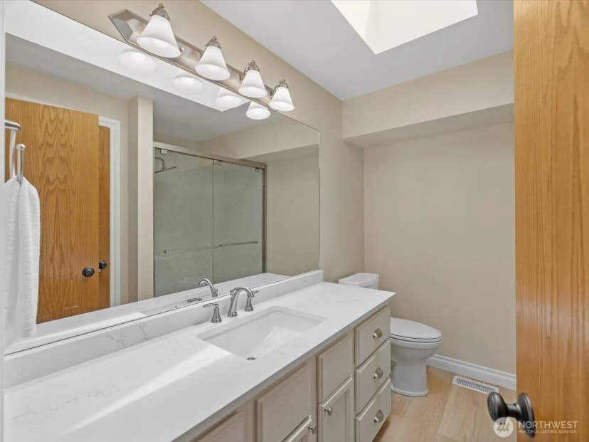 Property photo for 9906 242nd Place Sw, Edmonds photo 18