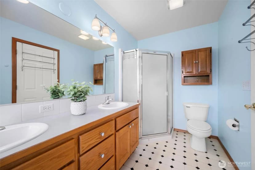 Property photo for 301 Nw Broadway Street, Coupeville photo 18