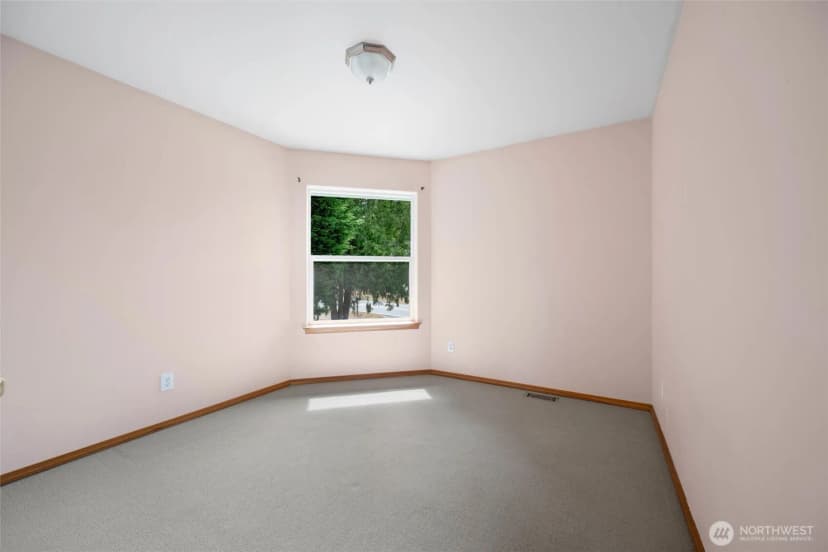 Property photo for 301 Nw Broadway Street, Coupeville photo 24