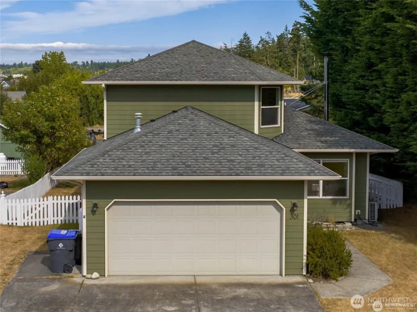 Property photo for 301 Nw Broadway Street, Coupeville photo 30