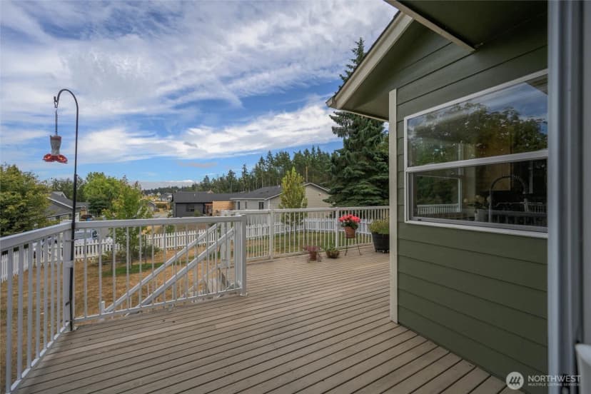 Property photo for 301 Nw Broadway Street, Coupeville photo 13