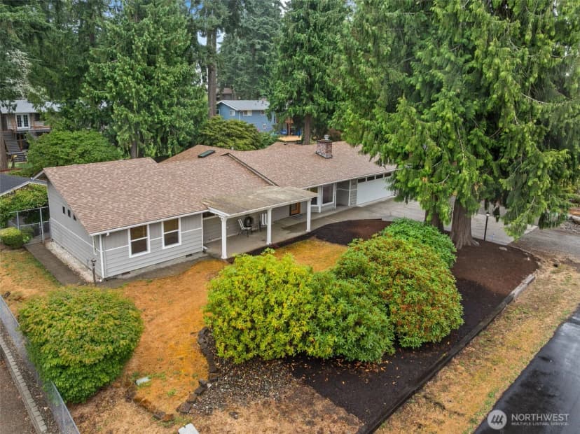 Property photo for 15501 98th Avenue E, Puyallup photo 2