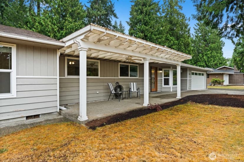 Property photo for 15501 98th Avenue E, Puyallup photo 3