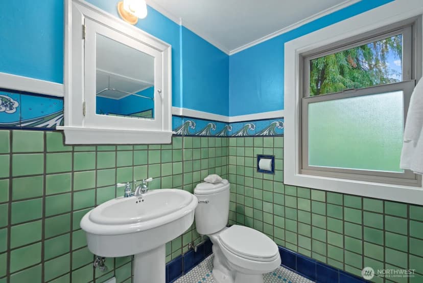 Property photo for 5735 25th Avenue Ne, Seattle photo 11
