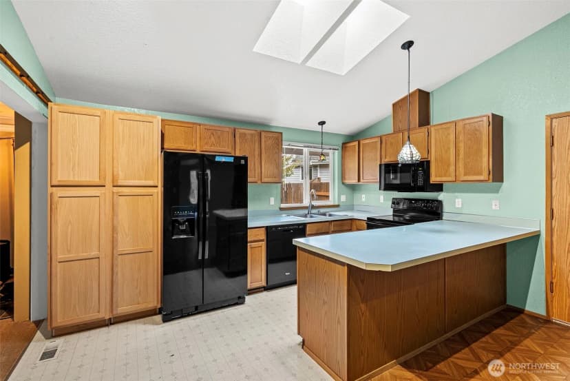 Property photo for 5905 Crimson Court Se, Lacey photo 6