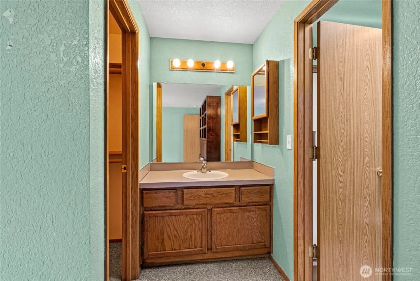 Property photo for 5905 Crimson Court Se, Lacey photo 12
