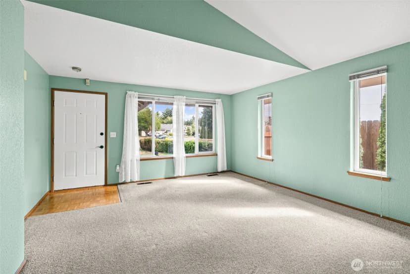 Property photo for 5905 Crimson Court Se, Lacey photo 4