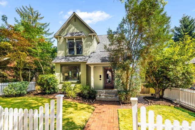 Property photo for 419 N J Street, Tacoma photo 5