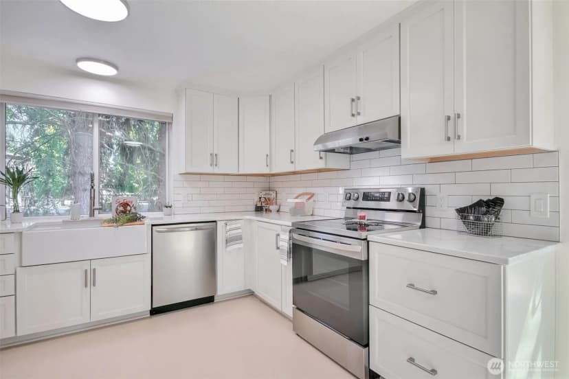 Property photo for 1505 97th Ave Ct E, Edgewood photo 7