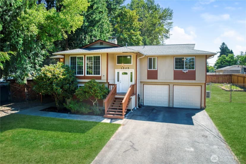 Property photo for 1505 97th Ave Ct E, Edgewood