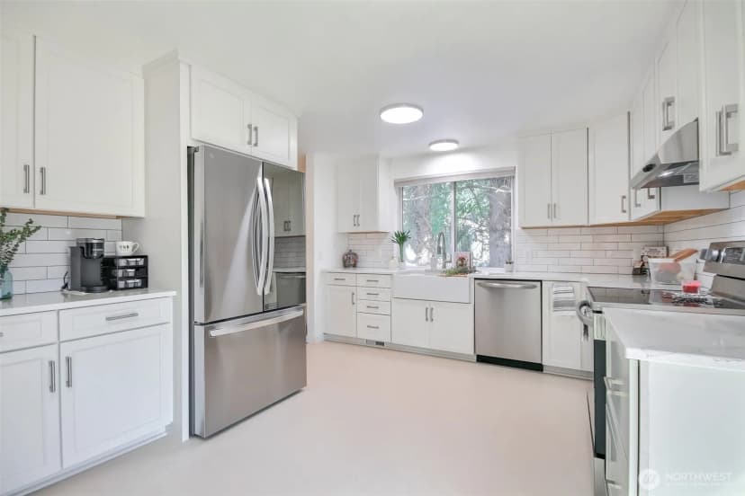 Property photo for 1505 97th Ave Ct E, Edgewood photo 4