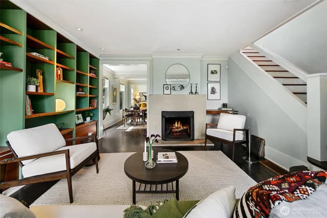 Property photo for 1525 Madrona Drive, Seattle photo 4