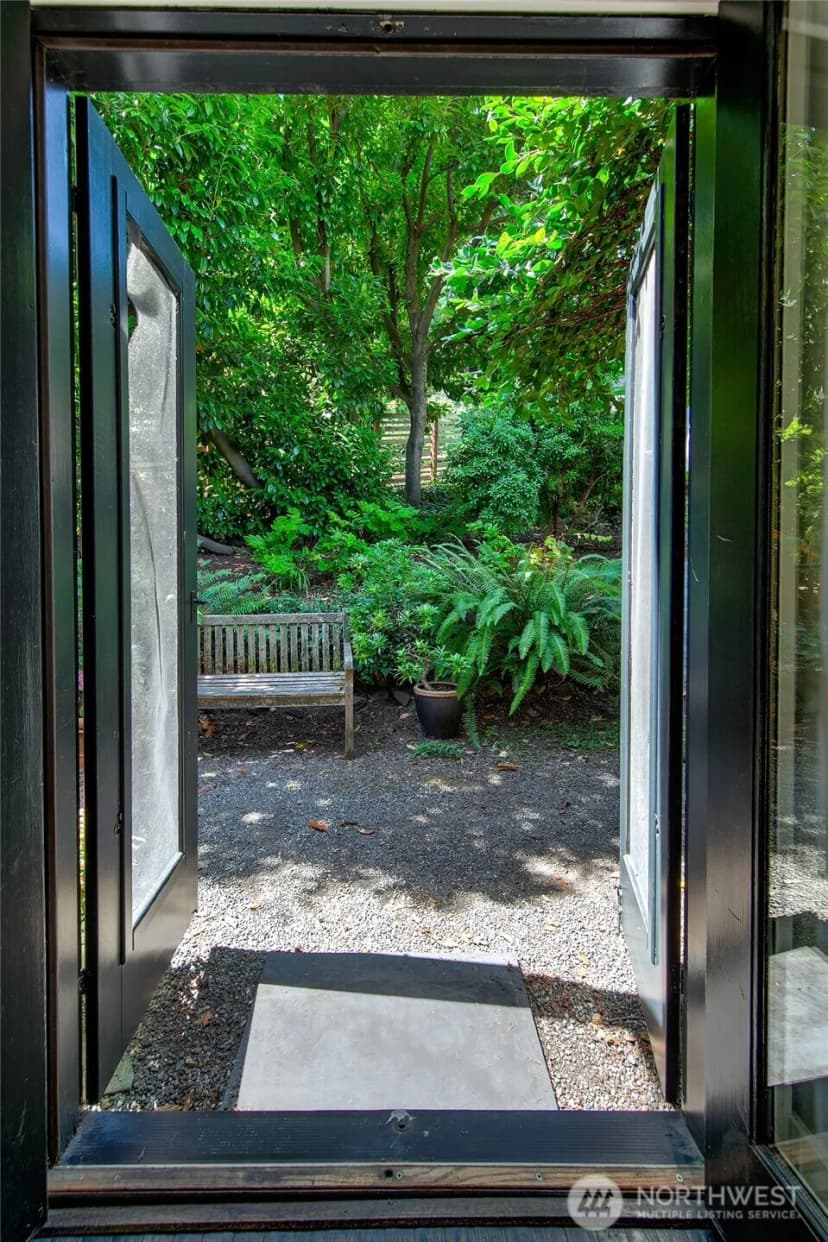 Property photo for 1525 Madrona Drive, Seattle photo 14